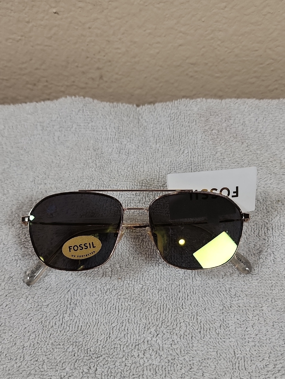 NWT Fossil Green/Gold Sunglasses